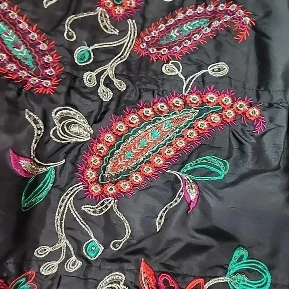 Carole Little Y2k 100% Silk Boho Embroidered Beaded Paisley Skirt. Size 8 - Picture 3 of 9